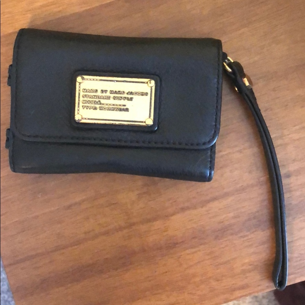 Marc Jacobs wallet wristlet